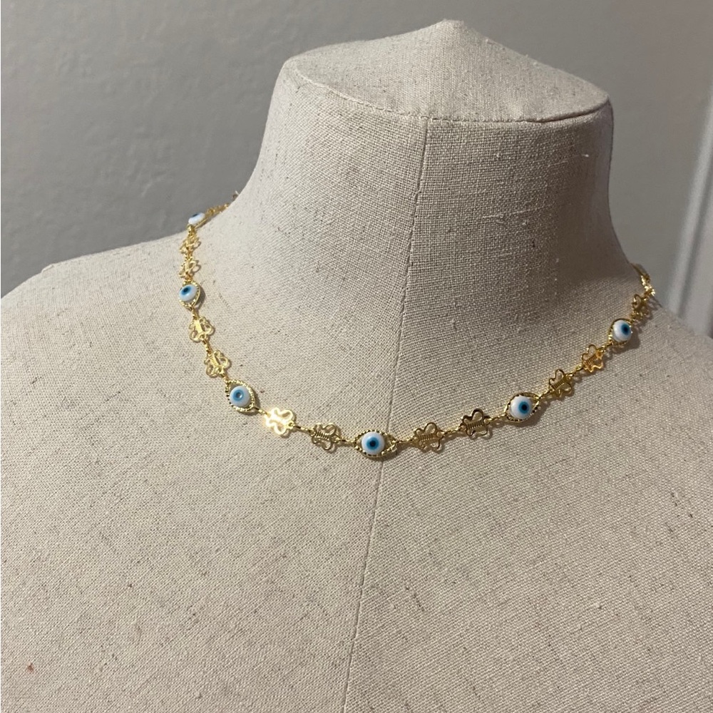 Butterfly eye necklace